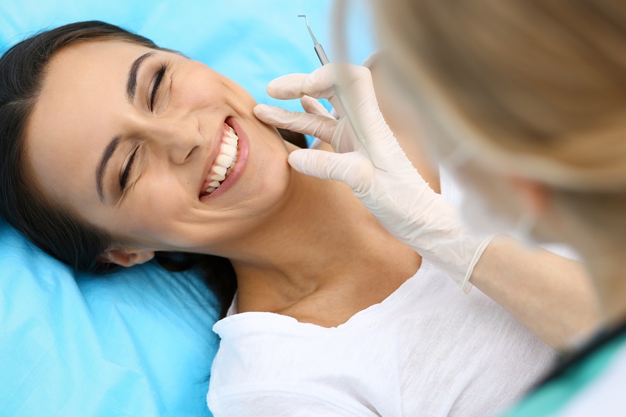 Wisdom Teeth: Navigating the Journey of Extraction for a Painless Smile Evolution